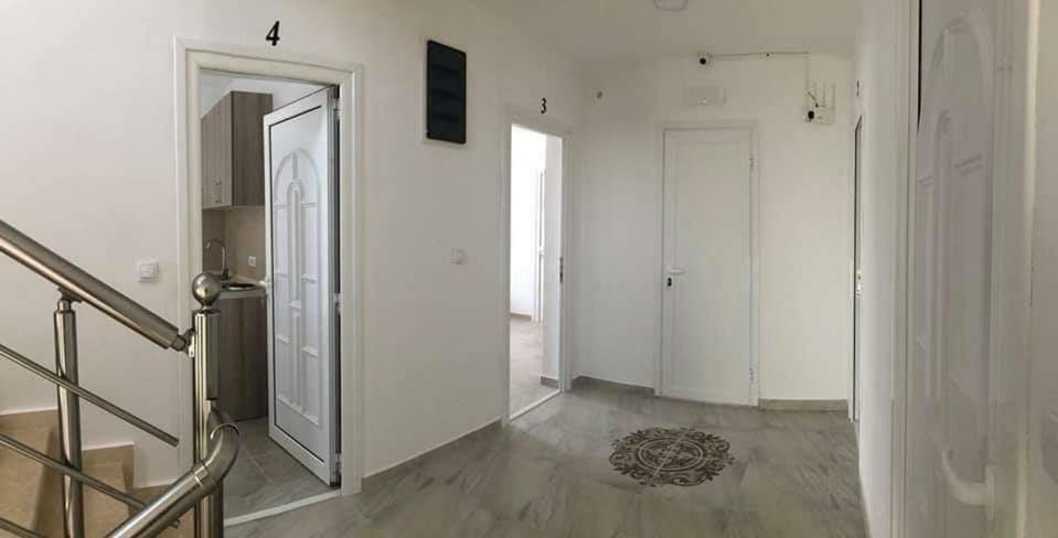 Ulcin Relax Apartments & Rooms Ulcinj Exteriör bild